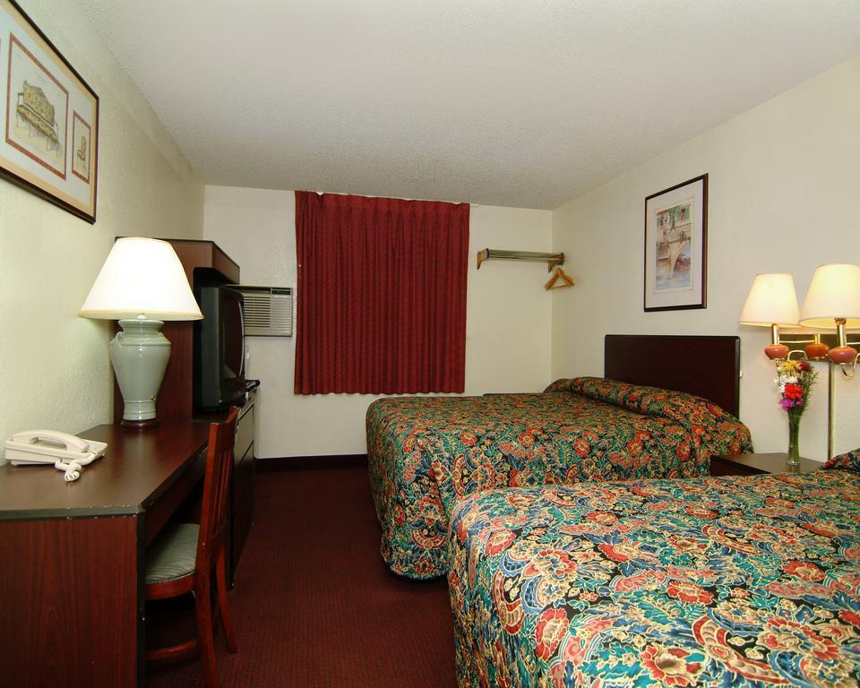 Rodeway Inn Farmington Kültér fotó