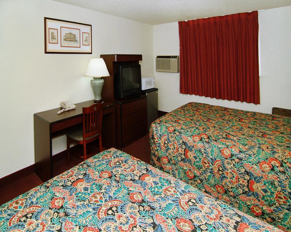 Rodeway Inn Farmington Kültér fotó