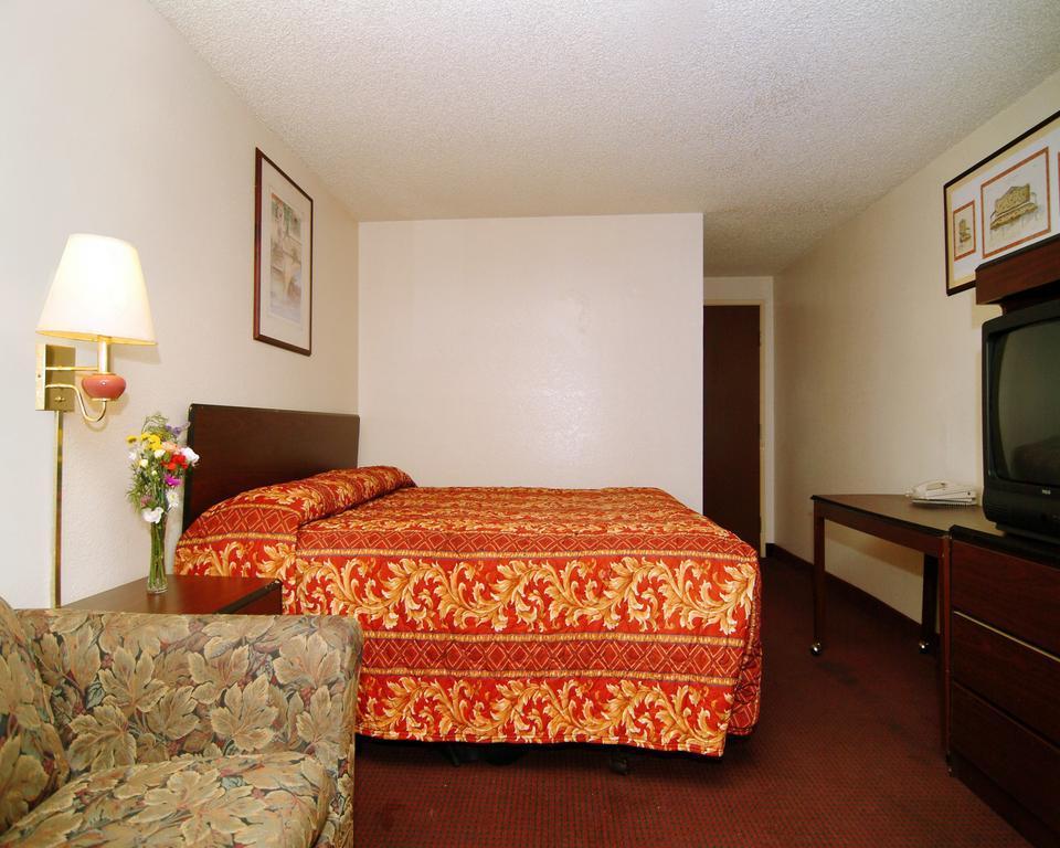 Rodeway Inn Farmington Kültér fotó